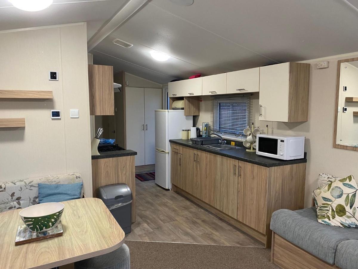 Willow Lodge Crowle  Eksteriør bilde